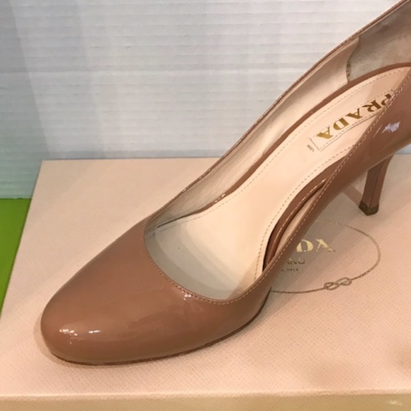Prada Cammeo Vernice Pumps Nude Sz. 39.5 - Picture 8 of 10